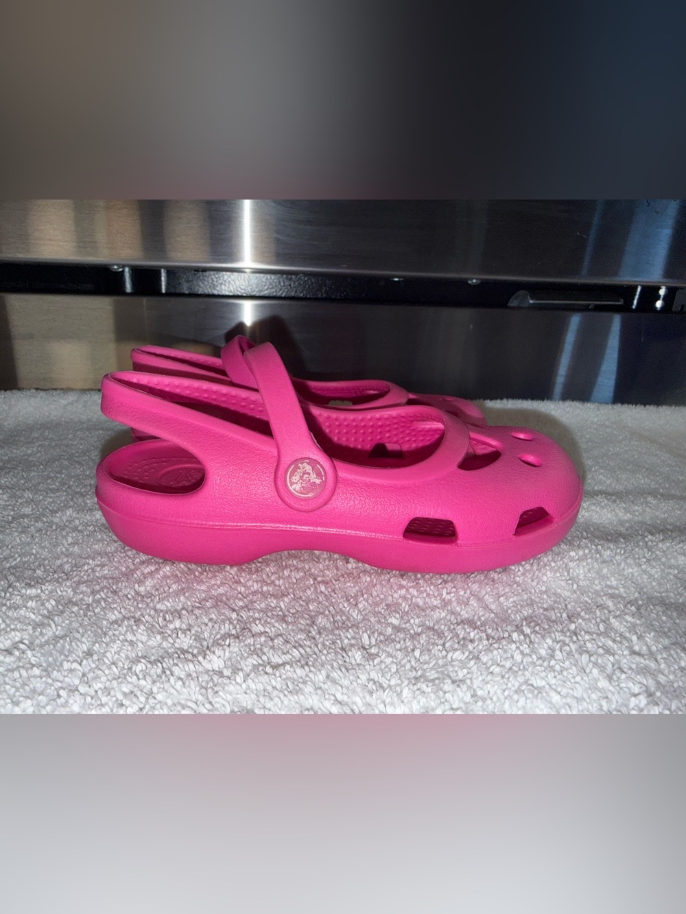 Girls‎ Crocs Pink Clog Shoes with Backstrap Size C9